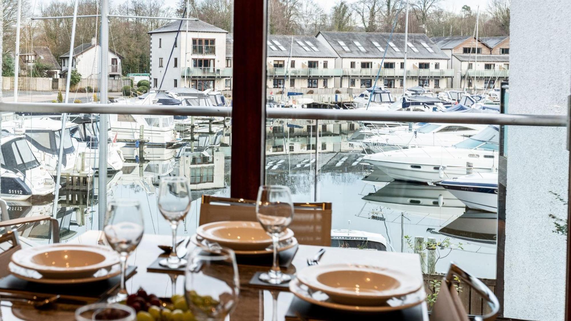 Windermere Lake View Townhouse At Windermere Marina Village Bowness-on-Windermere Exterior photo